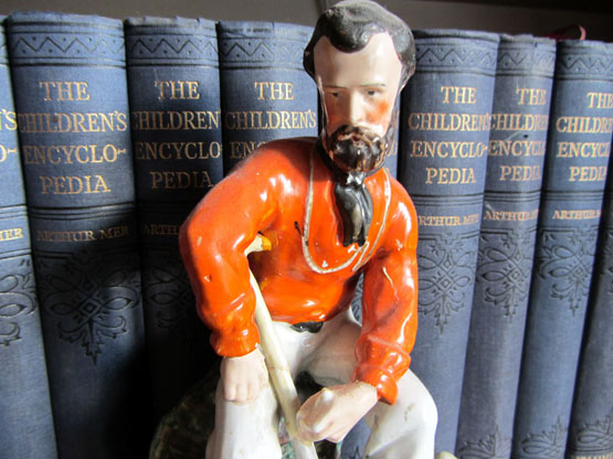 Porcelain figure of Garibaldi - click to enlarge